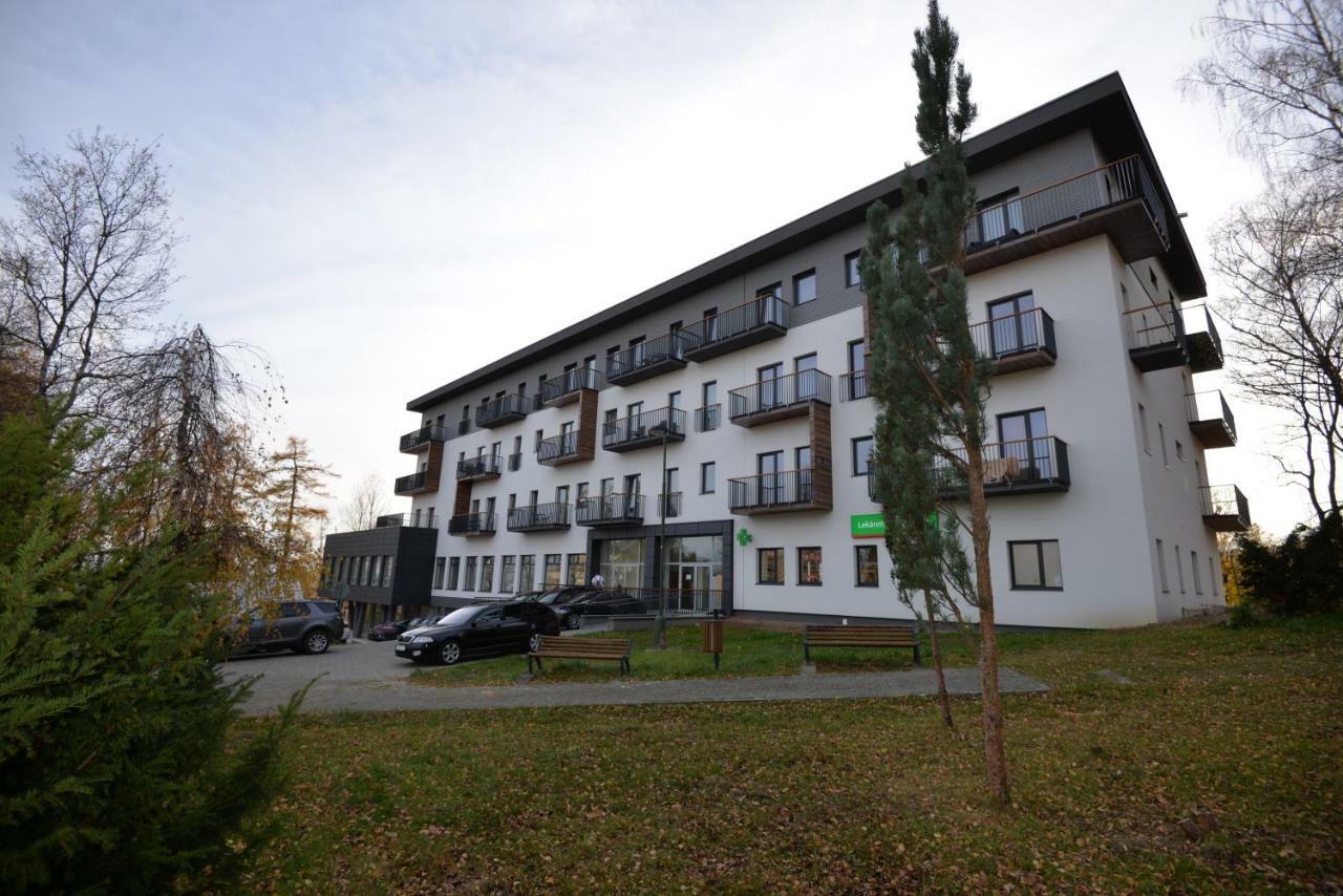 Trio Tatry Apartment วิสโซเค ดาตรี ภายนอก รูปภาพ